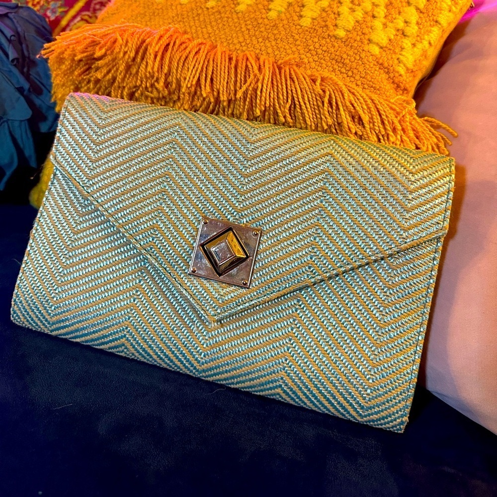 URBAN EXPRESSIONS chevron clutch or purse